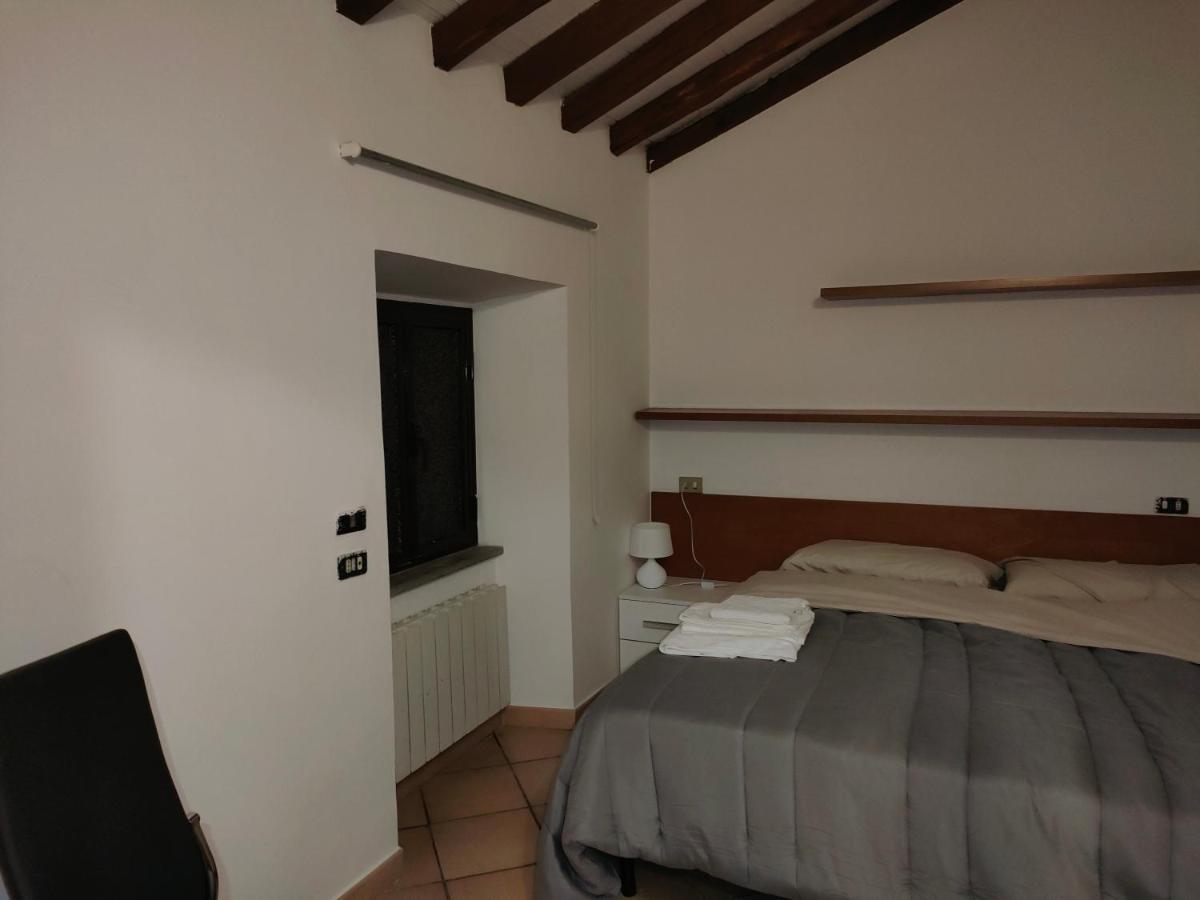 Francigena Viterbo Apartment Con Parcheggio Gratuito A Soli 2 Minuti Екстер'єр фото