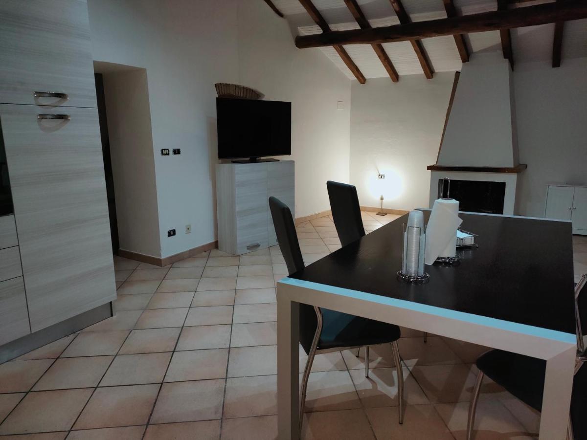 Francigena Viterbo Apartment Con Parcheggio Gratuito A Soli 2 Minuti Екстер'єр фото